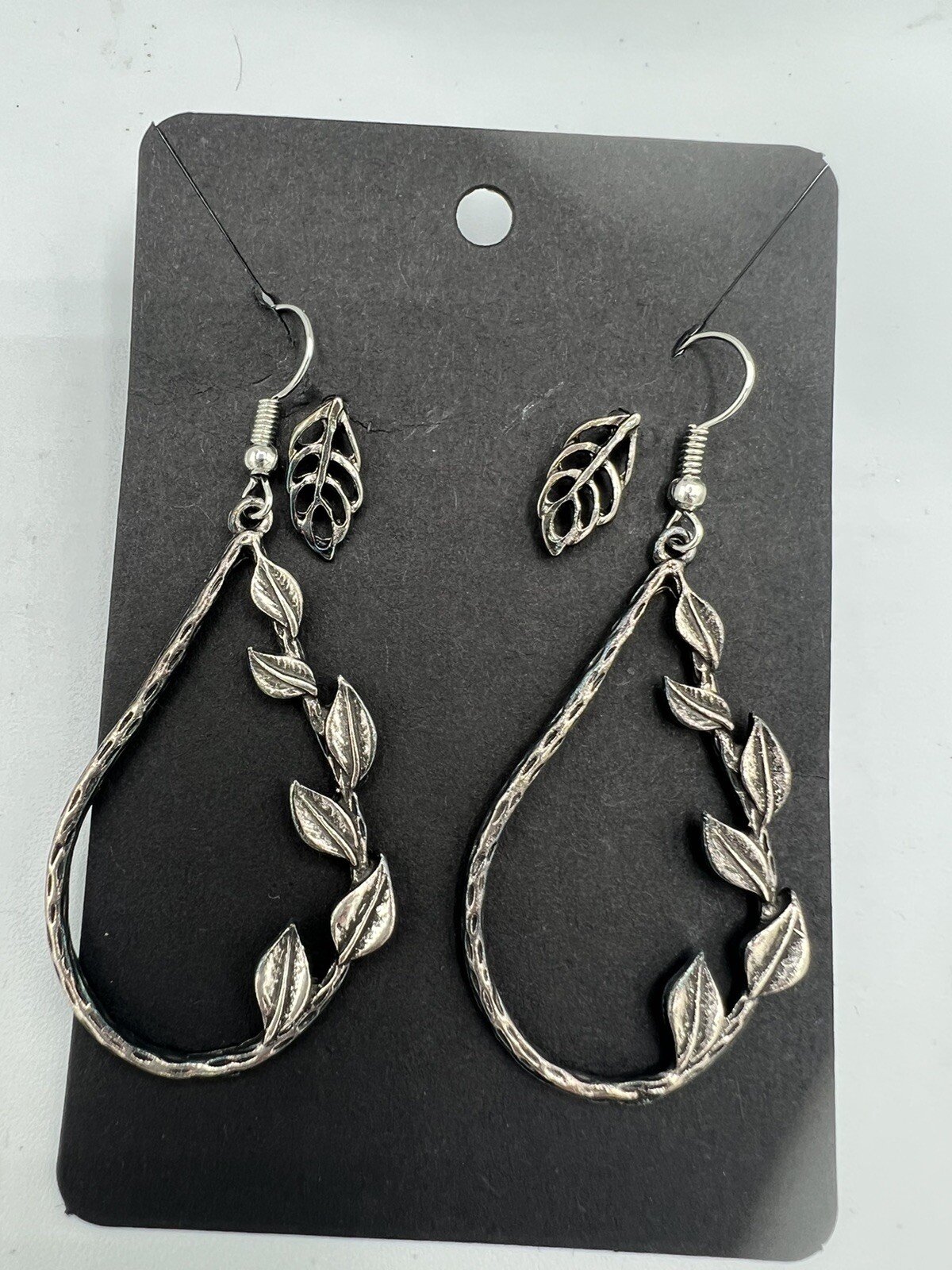 Leaf Design Silver Tone Fish Hook Dangle Earrings… - image 6