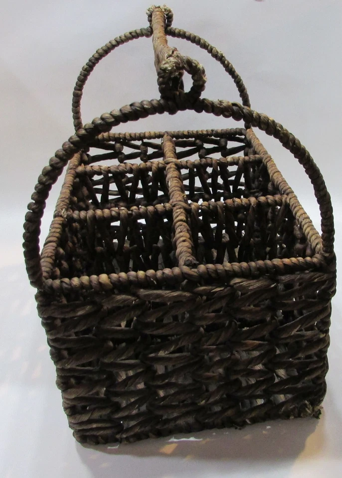 Cordel tejido primitivo en marco de alambre pesado grande 6 botellas carrito de vino estante portador Foto 3 de 4