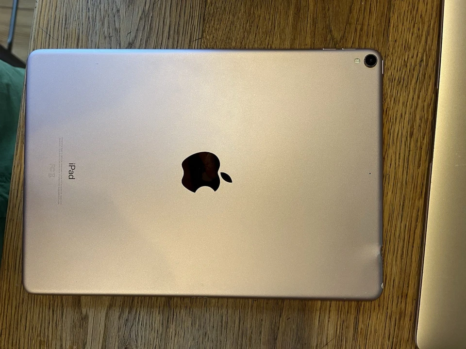 Apple iPad Pro 10.5-inch · 256GB · Cellular, photo 2 sur 2