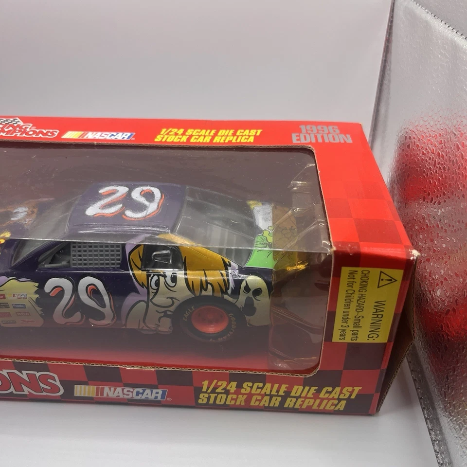 Racing Champions #29 SCOOBY DOO Robert Pressley Die Cast 1:24 Scale 1997 - Image 4 of 4