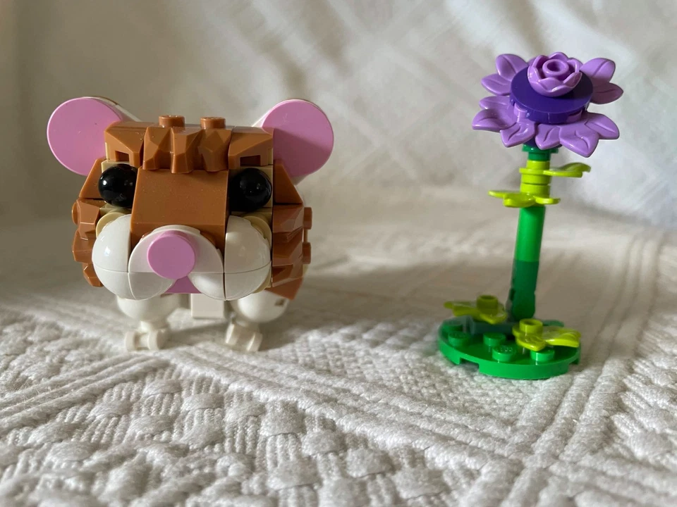 LEGO Creator 31376 Cute Hamster with a Flower, photo 3 of 5