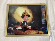 Pinocho Pequeño Cricket Walt Disney EE. UU. Vitral 10" x 8" Arte Marco Dorado