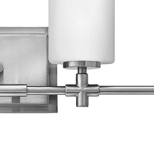 Hinkley Lighting - Laurel - 4 Light Bath Vanity in Traditional and Transitional - Picture 2 of 4