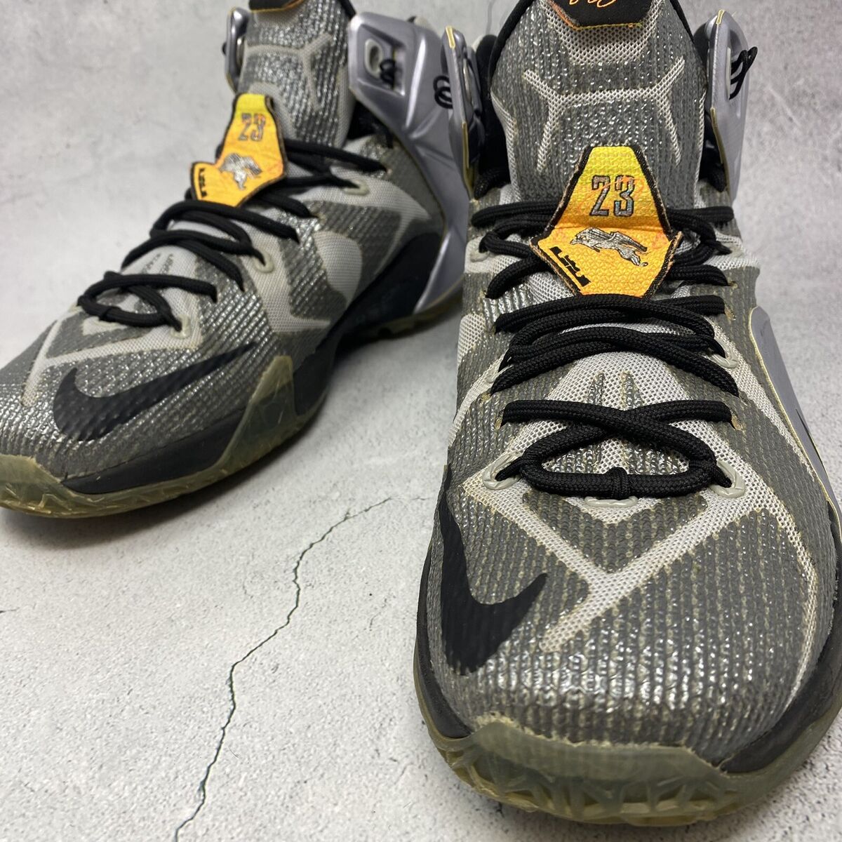 Nike LeBron XII 12 Flight Pack Sneaker Wolf Grey Citrus Nike LeBron XII 12 Flight Pack Sneaker Wolf Grey Citrus