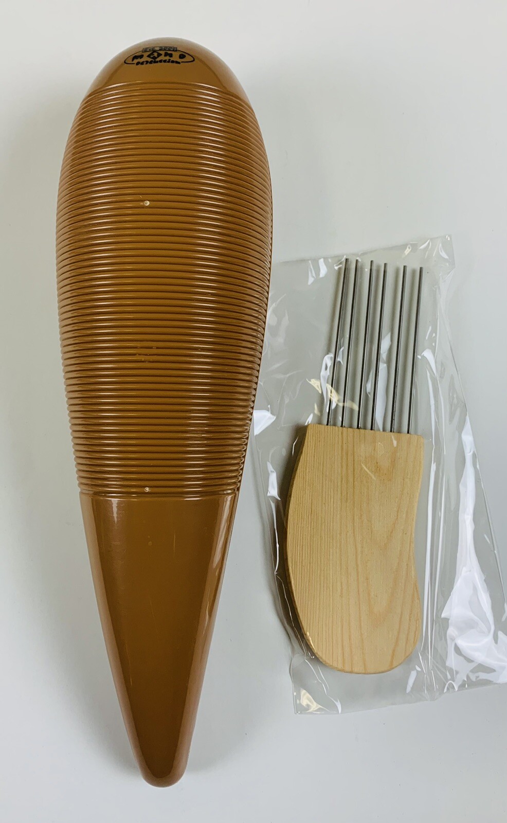 Guiro Plastico Con Puyero. Plastic Guiro Of Puerto Rico With Scraper
