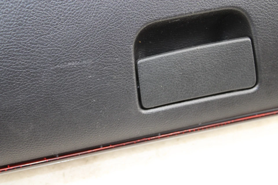 Guantera Mazda 3 2010-2013 OEM GM133 Foto 2 de 4