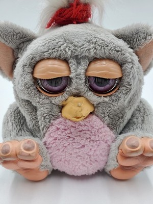 2005 Emoto-Tronic Furby Baby Gray Pink Pink Eyes Tiger Hasbro