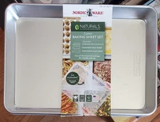 Nordic Ware Naturals 3-Piece Baking Sheet Set With Lid Standard & Deep Pan