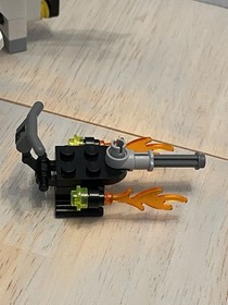 LEGO Set 5971 Space Police Gold Heist with 2 minifigures And Ship