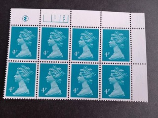 GB QEII 1981 4p Greenish Blue. SGX997. Cylinder number 10A8B dot. MNH block of 8