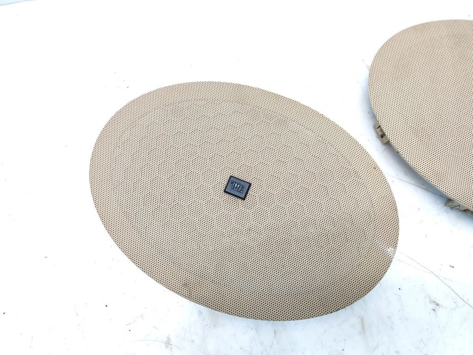 Peugeot 607 2.7HDI 2006 Rear Boot Parcel shelf speaker trim grill set 9633925277 - Image 2 of 4