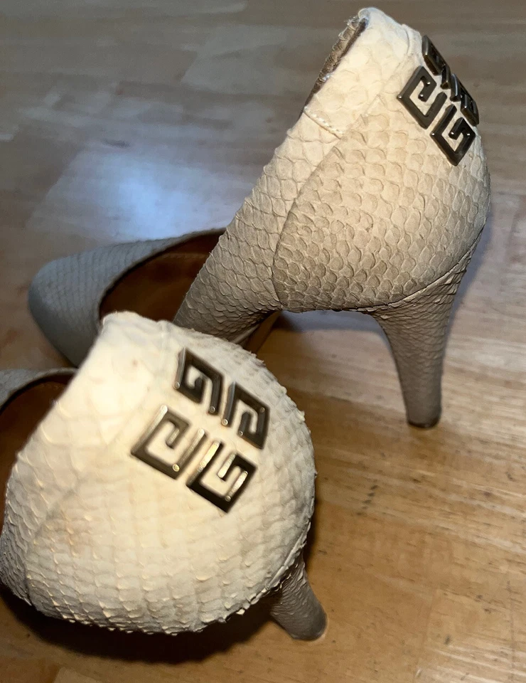 GIVENCHY Italy Tan Snake Leather Gold Logo Heels 5” Pumps Shoes 39 1/2 EU / 9 US - Image 2 of 4