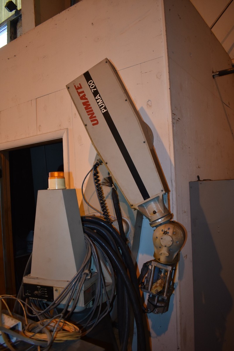 44 ФУНТА (20 КГ) UNIMATE «PUMA 762» 6-ОСЕВОЙ СВАРОЧНЫЙ РОБОТ ТИПА РУКИ с  ОБУЧЕНИЕМ #27397