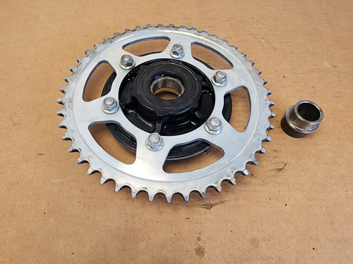 23-25 24 Suzuki GSX-8S GSX 8R Rear Wheel Cush Drive Sprocket Hub  OEM P3