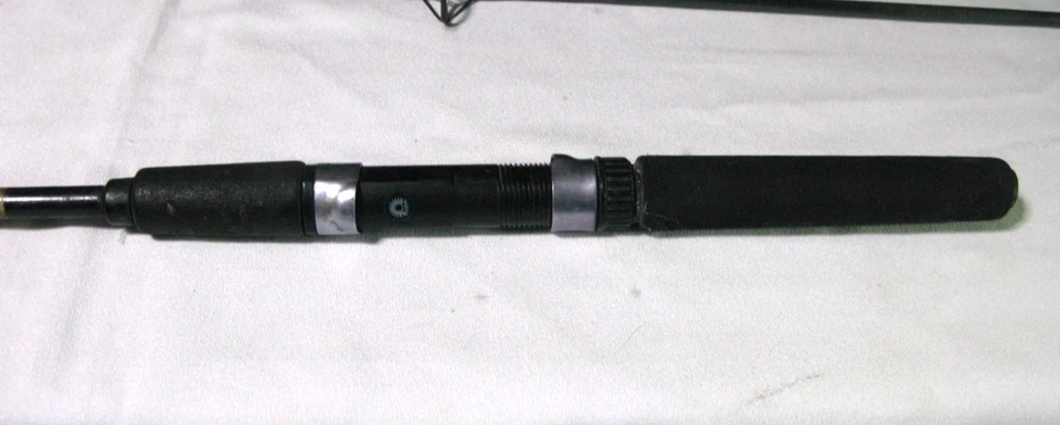 Daiwa Regal Strike 6'6" Spinning Rod 6712, 2Pc, 8-12lb, ML Pwr, 1/4-1/2oz - VGUC - Image 2 of 4