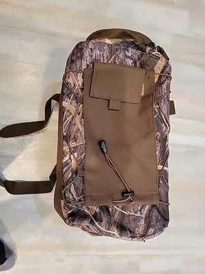 New Drake Waterfowl Mossy Oak Shadow Grass Floating Blind Bag
