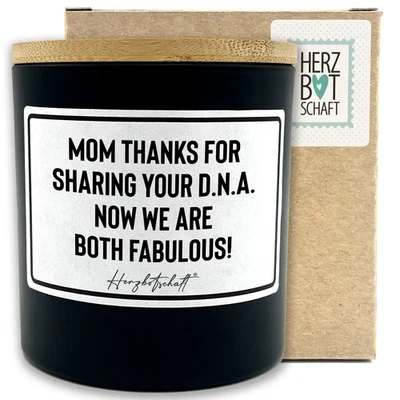 Duftkerze mit Spruch "Mom thanks for sharing your D.N.A. now we are both ... " - Bild 1 von 4