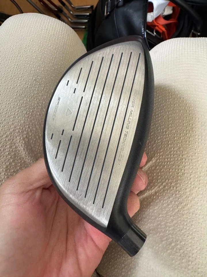 Bridgestone B1 Driver Head Only Titanium Head Carbon Shaft - Image 2 of 3