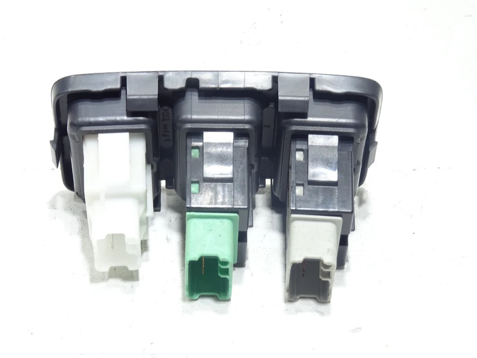 Interruptor de control de faros antiniebla Suzuki Swift Mk2 2005-2010 73312-62J00 Foto 4 de 4