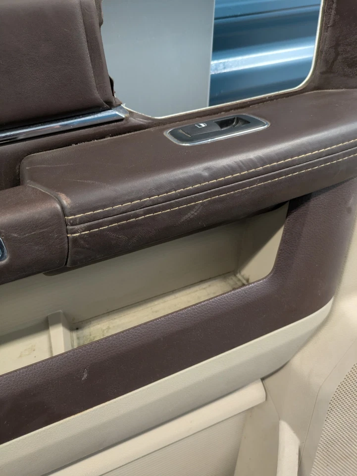 Painel de porta lateral para motoristas traseiros 2013-2018 Ram 1500, 2500 Larmie Longhorn - Imagem 2 de 2