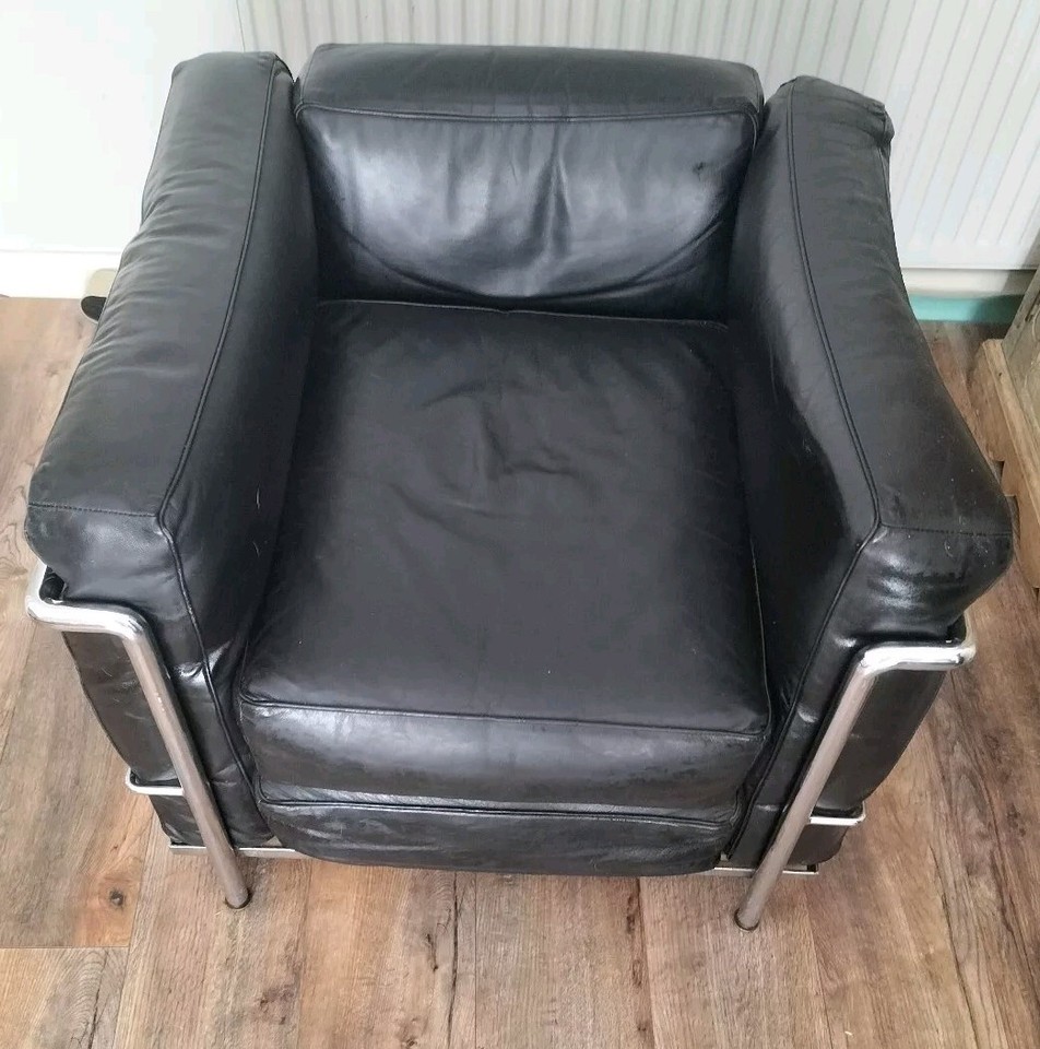 LE CORBUSIER STYLE CHROME AND BLACK LEATHER ARMCHAIR eBay