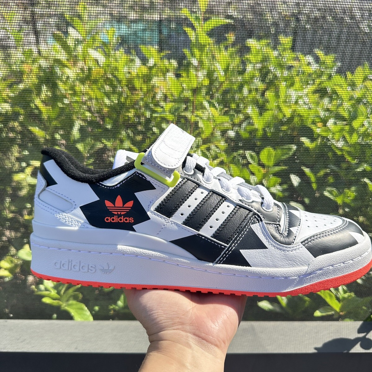 Adidas So So Def Recordings x Forum Trae Young Men
