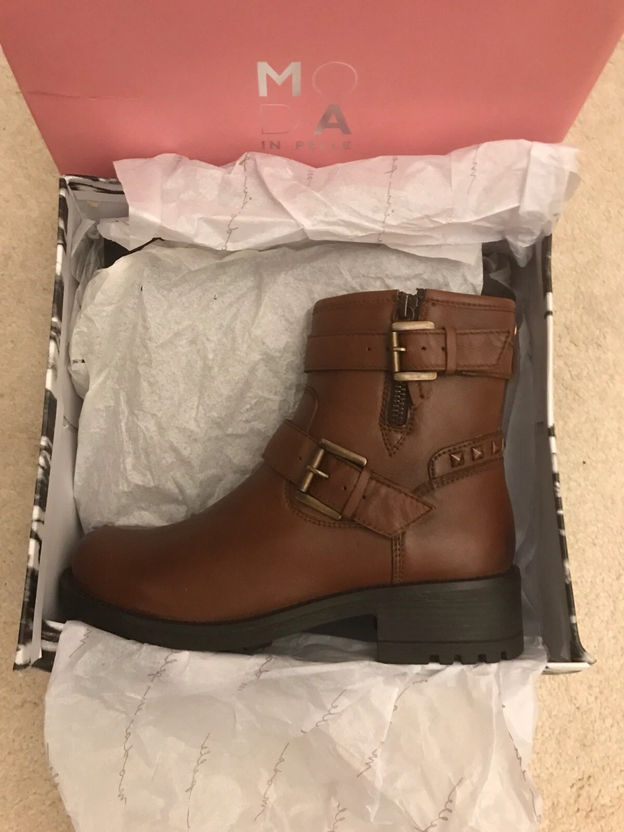 MODA IN PELLE Abigail Boots in tan Genuine Leather studs small