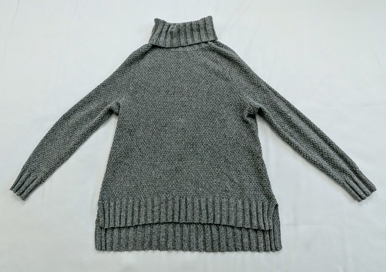 Patagonia Pullover Turtleneck Knit Sweater Hi Low Hem Feather Gray Women's M