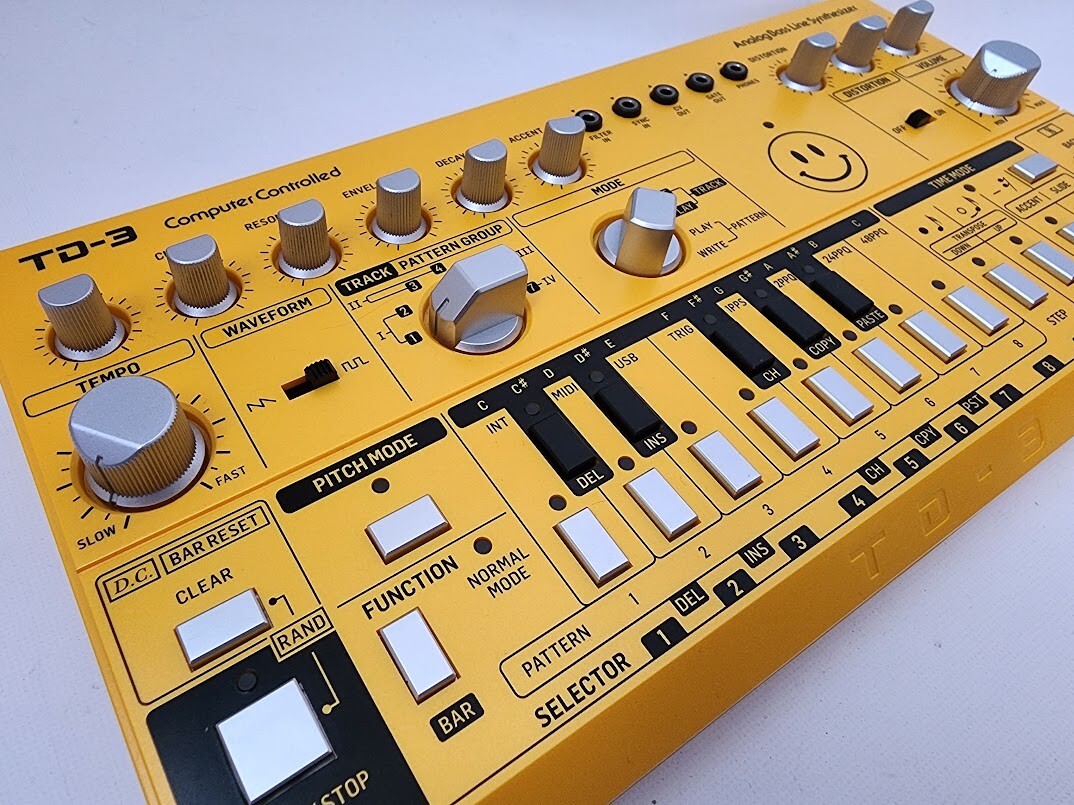 【中古】BEHRINGER TD-3-AM Behringer TD-3-AM Analog Base Line Synthesizer Yellow | eBay