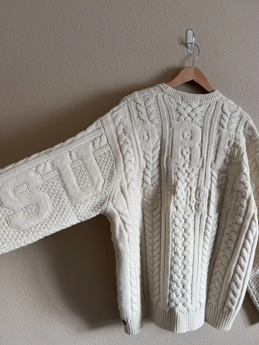 Supreme Applique Cable Knit Sweater - Size Large - Ivory - NEW
