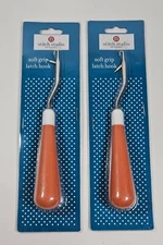 NEW SOFT GRIP LATCH HOOK RUG TOOL LOT (2) STITCH STUDIO SWEATER SNAG REPAIR KIT