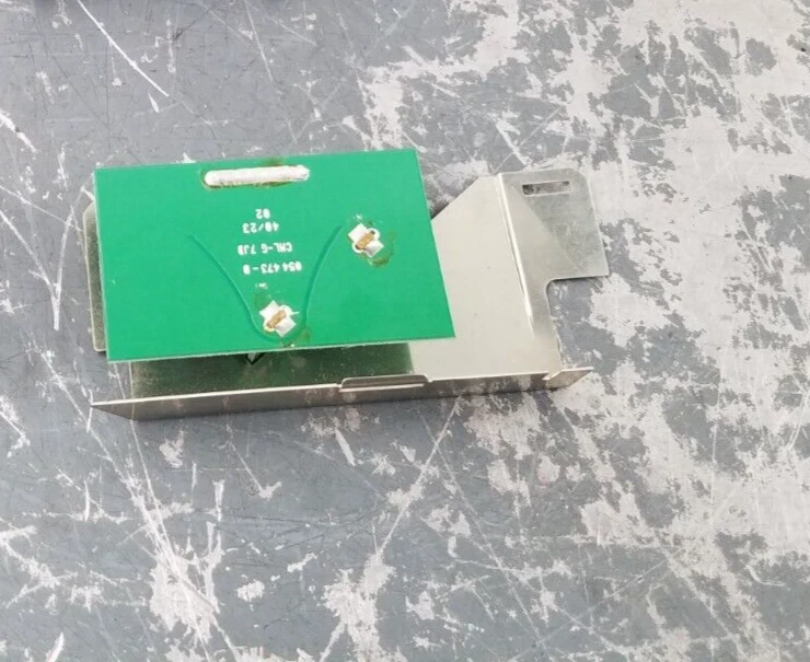 Antena de teléfono Porsche Cayman GT4 RS 2024 #74617 Z4 Foto 4 de 4