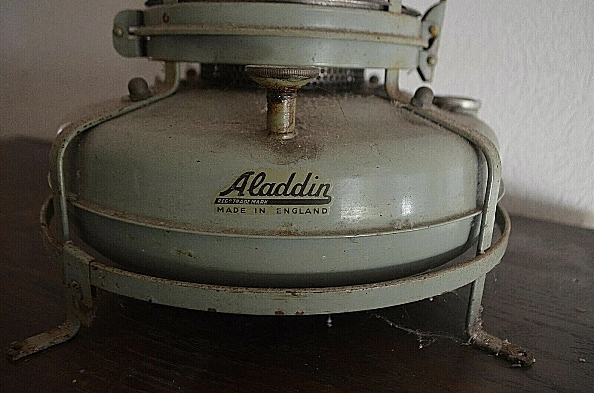 ANCIEN FEU POELE KEROSENE PETROLE ALADDIN PAS LAMPE MAGIQUE LIVRE