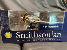 Smithsonian Museum Replica Series - P-47 Thunderbolt - 1:48 Scale