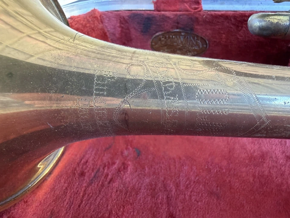 Olds Ambassador Trumpet Made In Fullerton, CA. Original Finish & Custom OLDSCase - Image 3 of 4