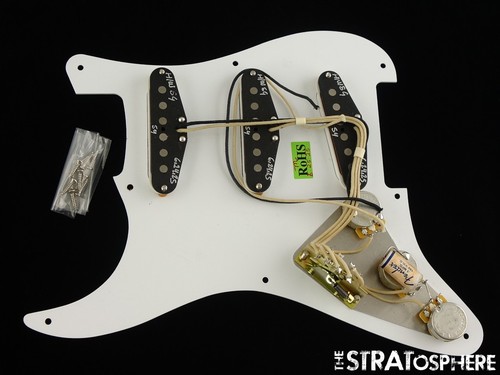 USA Fender Custom Shop Ltd 70th Annie Strat, ** NOS LOADED PICKGUARD "SG" - Picture 2 of 2