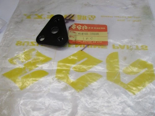 PLATE, ENGINE MOUNTING LH