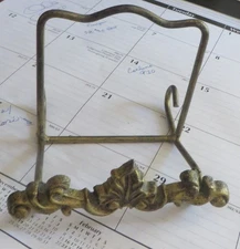 Vintage Brass Desktop Ornate Decorative Easel Art Display Book Stand, 5 x 5 x 5"