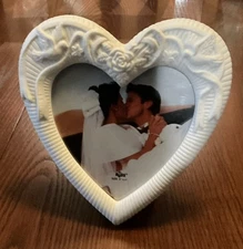 VTG Russ Picture Frame Bisque Heart Shape Floral/Doves, easel back