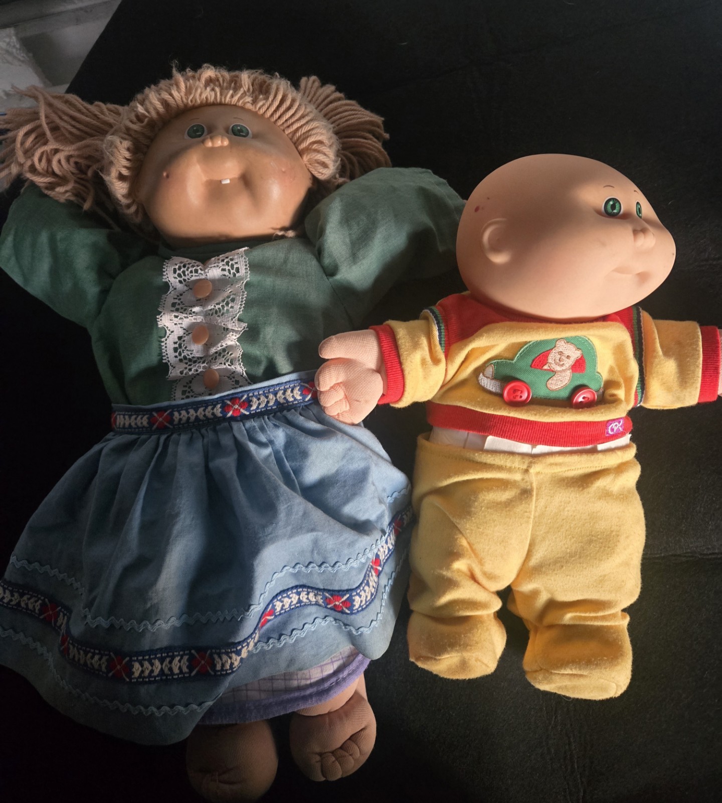 2 Vintage 1978–1982 Cabbage Patch Kids dolls