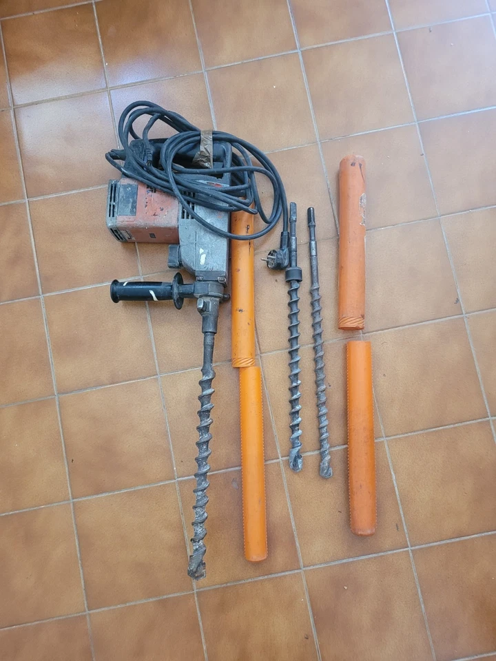 Vend Perforateur Hilti 350 Filaire Fonctionne Très Bien Avec 3 Forêts Titane - Photo 1/1