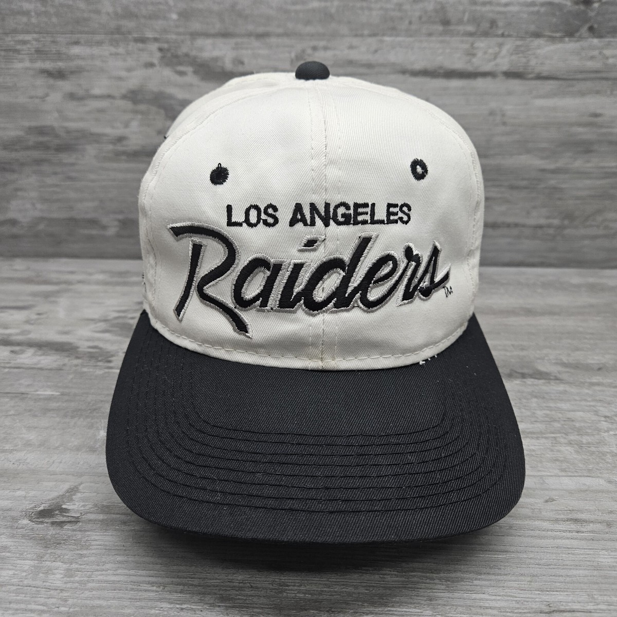 90’s RAIDERS Snapback Cap Made In U.S.A. Vintage 90s Los Angeles Raiders Snapback Hat Cap by Sports