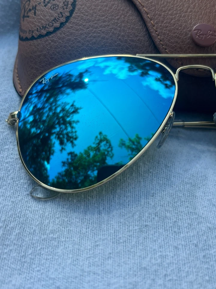 Gafas de sol Ray Ban Aviator RB3026 62 mm marcos dorados lentes espejadas azules Foto 2 de 4