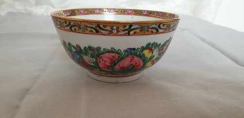 Asiatisches-porzellan-objekte  - Bild 1 von 3