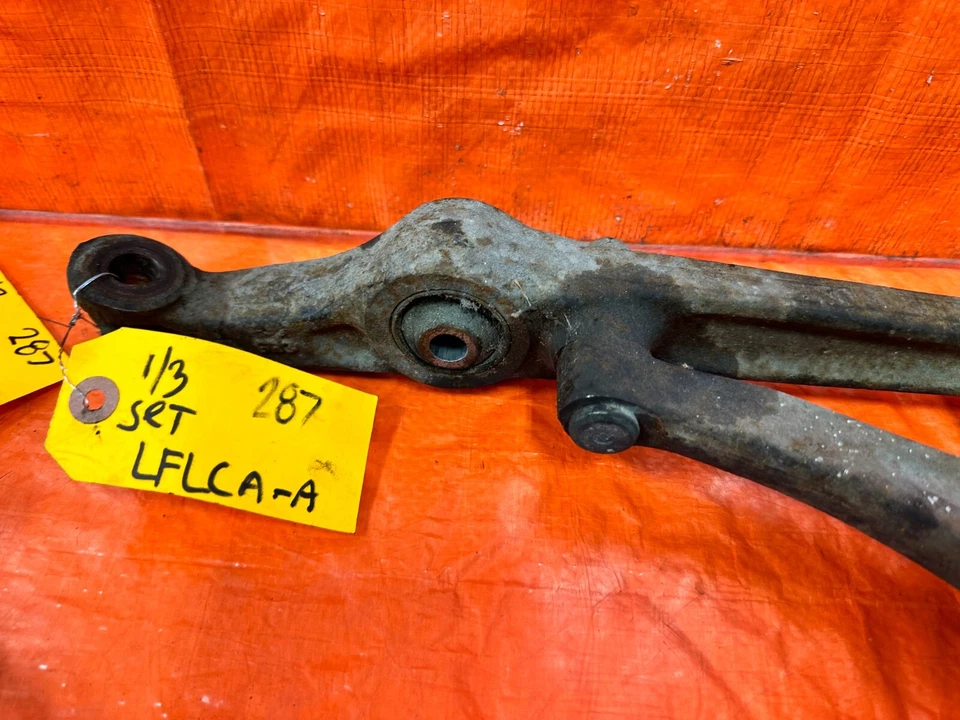 96-00 HONDA CIVIC - DX CX LX GX - DRIVER LEFT FRONT SPINDLE KNUCKLE HUB OEM 287 - Image 4 of 4