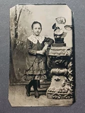 BEAUTIFUL GIRL & BEGONIA Vintage TINTYPE photo plant prop painted backdrop