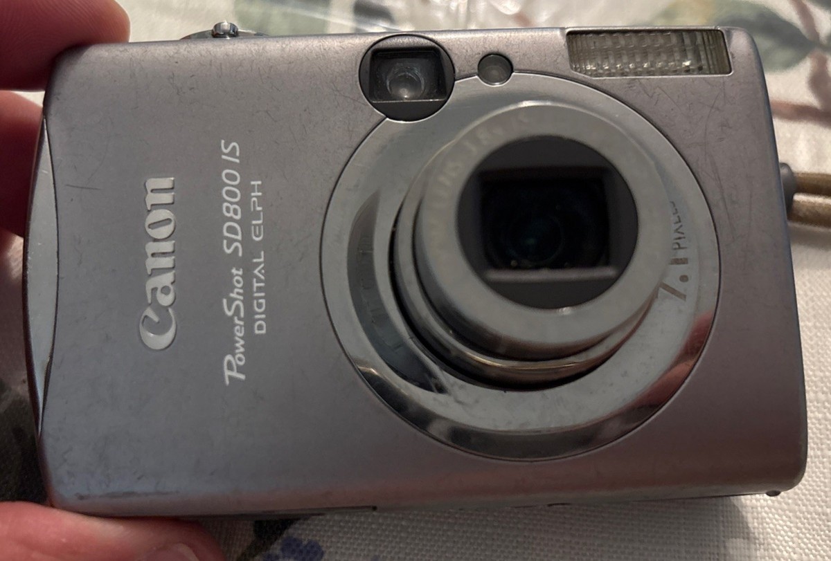 Canon PowerShot Digital ELPH SD800 IS / Digital IXUS 850 IS