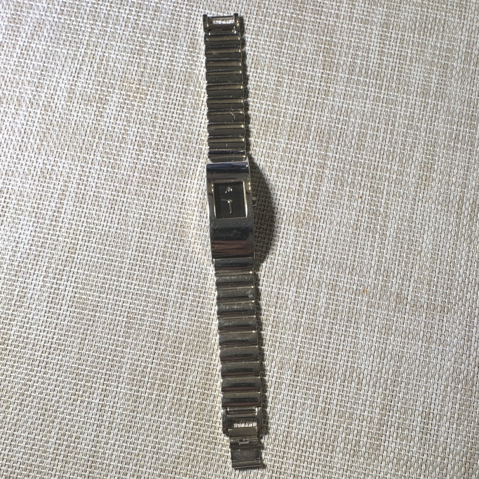 Montana - Women's Analog Rectangle Watch Black Dial Silver Tone Metal Bracelet