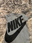 Boys Nike romper size 6 months short sleeve multicolor  — photo 2