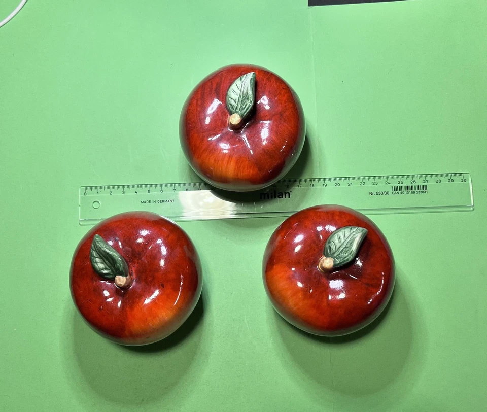 3 Stück Dekoobst "Apfel" Facellaklein aus Keramik Rot Höhe:9cm Skulptur - Bild 4 von 4